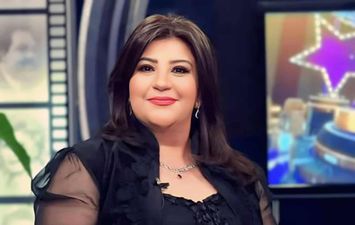 الفنانة رشا فؤاد 