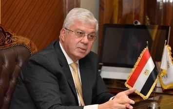 د. أيمن عاشور وزير التعليم العالي 