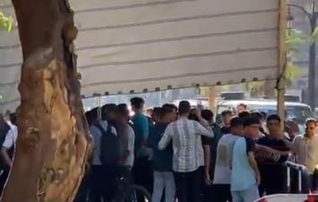 الطلاب 