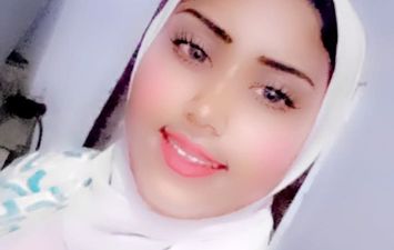 الطالبة المتوفاة في انهيار منزل أسرتها بقنا 