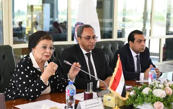جانب من الاجتماع 