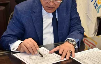 محافظ الأقصر