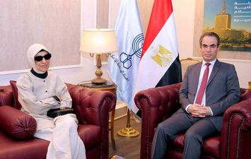أحمد المسلماني وهدى نجيب محفوظ