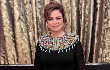 إلهام شاهين 