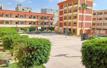 استعدادات مدارس الإسكندرية لامتحانات الثانوية العامة