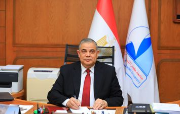 الدكتور عبدالرازق دسوقي، رئيس جامعة كفر الشيخ 