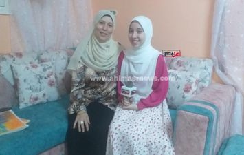 الطالبة رانيا عبدالله، الأولى على الشهادة الإعدادية الأزهرية بكفر الشيخ