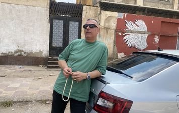 بالسبحة .. ولى أمر أمام إحدى لجان الثانوية العامة ببورسعيد : تعبنا و شقينا و المدرسين فتشونا