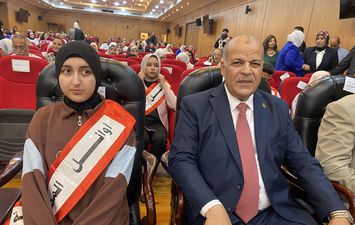 برقم الجلوس.. محافظ بورسعيد يعتمد نتيجة الشهادة الإعدادية 