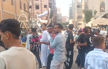 جانب من الاحتفالات 