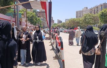 جانب من التغطية 
