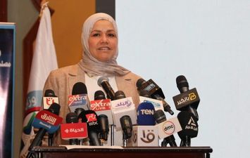 رشا عبدالعال 