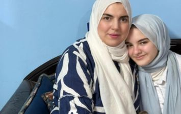 منة الله غازي، الأولى مكرر على الشهادة الإعدادية بكفر الشيخ ووالدتها 