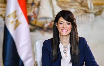 وزيرة التخطيط والتعاون الدولى 