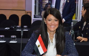 وزيرة التعاون الدولى 