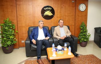 وزير قطاع الاعمال