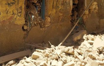 إزالة الخطورة الداهمة بعقارين