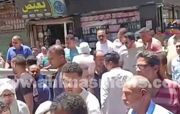 إصابة شخصين جراء سقوط عمود كهرباء