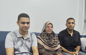 الأول على الثانوية الأزهرية بالشرقية وأسرته 
