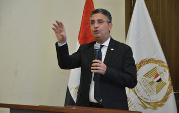 الدكتور شريف فاروق وزير التموين 