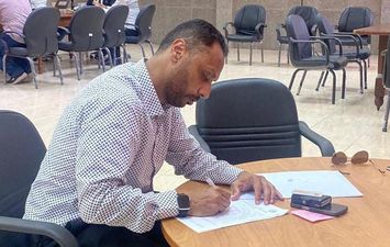 الكابتن أحمد جوهر أول المتقدمين.. اللحظات الأولى لفتح باب الترشح لانتخابات مجلس الشيوخ ببورسعيد