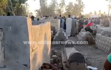 جانب من الجنازة