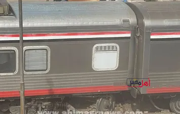 قطار 906
