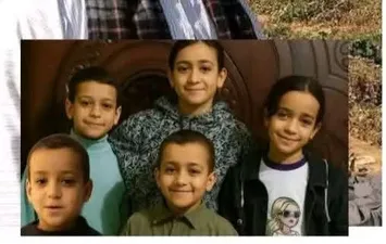 ناصر وأطفاله 