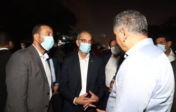 وزير الاتصالات