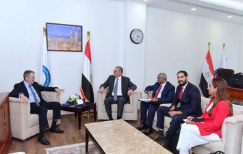 وزير البترول 