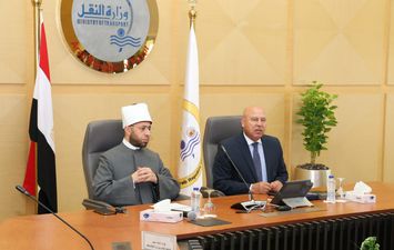 وزيرا النقل والأوقاف 