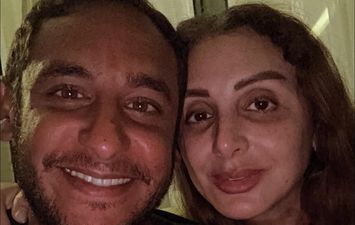 أنغام بعد عودتها برفقة نجلها 