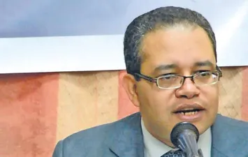 حسام عقل 