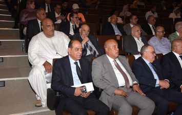 أيمن العشري رئيس غرفة القاهرة 