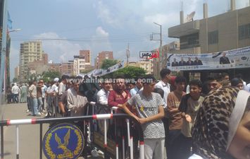 إقبال كبير من المواطنين على لجان الانتخابات 