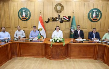 اجتماع محافظ المنوفية