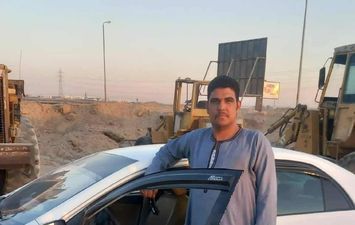 الشاب المتوفى 