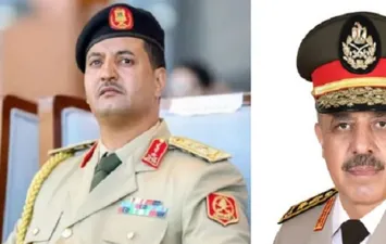 الفريق أحمد خليفة وخالد حفتر 