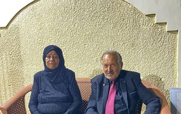زواج زوجين من كبار السن 