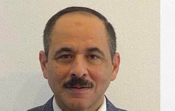مجدي زايد الفائز بمقد الشيوخ بالإسماعيلية 