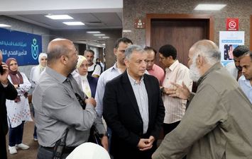 محافظ الإسماعيلية في جولات مفاجأة 