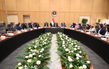 وزير الصناعة 