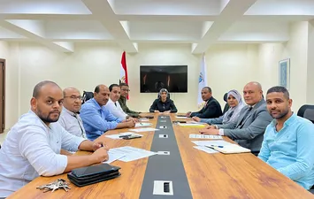 اللقاء