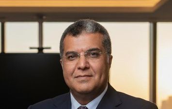 د. مجدي الحجري عميد الكلية