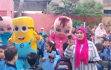 احتفالات بدء العام الدراسي الجديد 