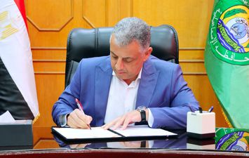 اللواء اكرم جلال محافظ الإسماعيلية 