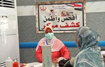 جانب من القافلة الطبية 