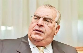 كمال الشاذلي