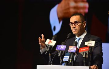 وزير الاستثمار والتجارة الخارجية