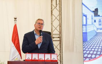 وزير البترول